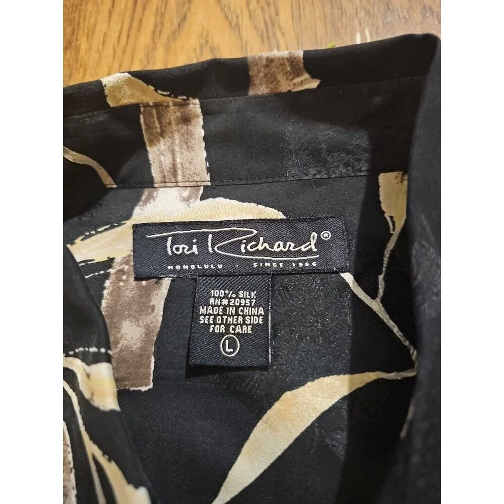 Tori Richard Men’s Large Silk Hawaiian Shirt Black Bamboo Floral Embroidered